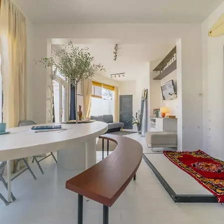 Apartment Appartement Lumineux Et Calme Proche Commerces