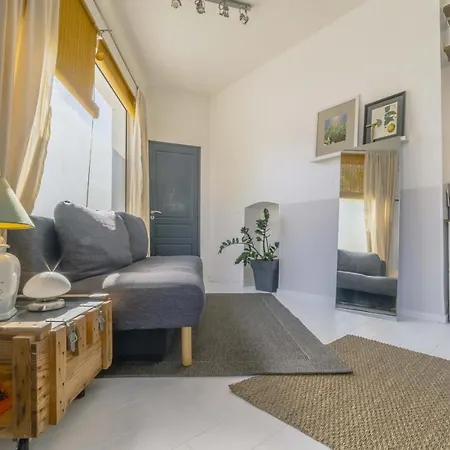 Appartement Lumineux Et Calme Proche Commerces Apartamento *